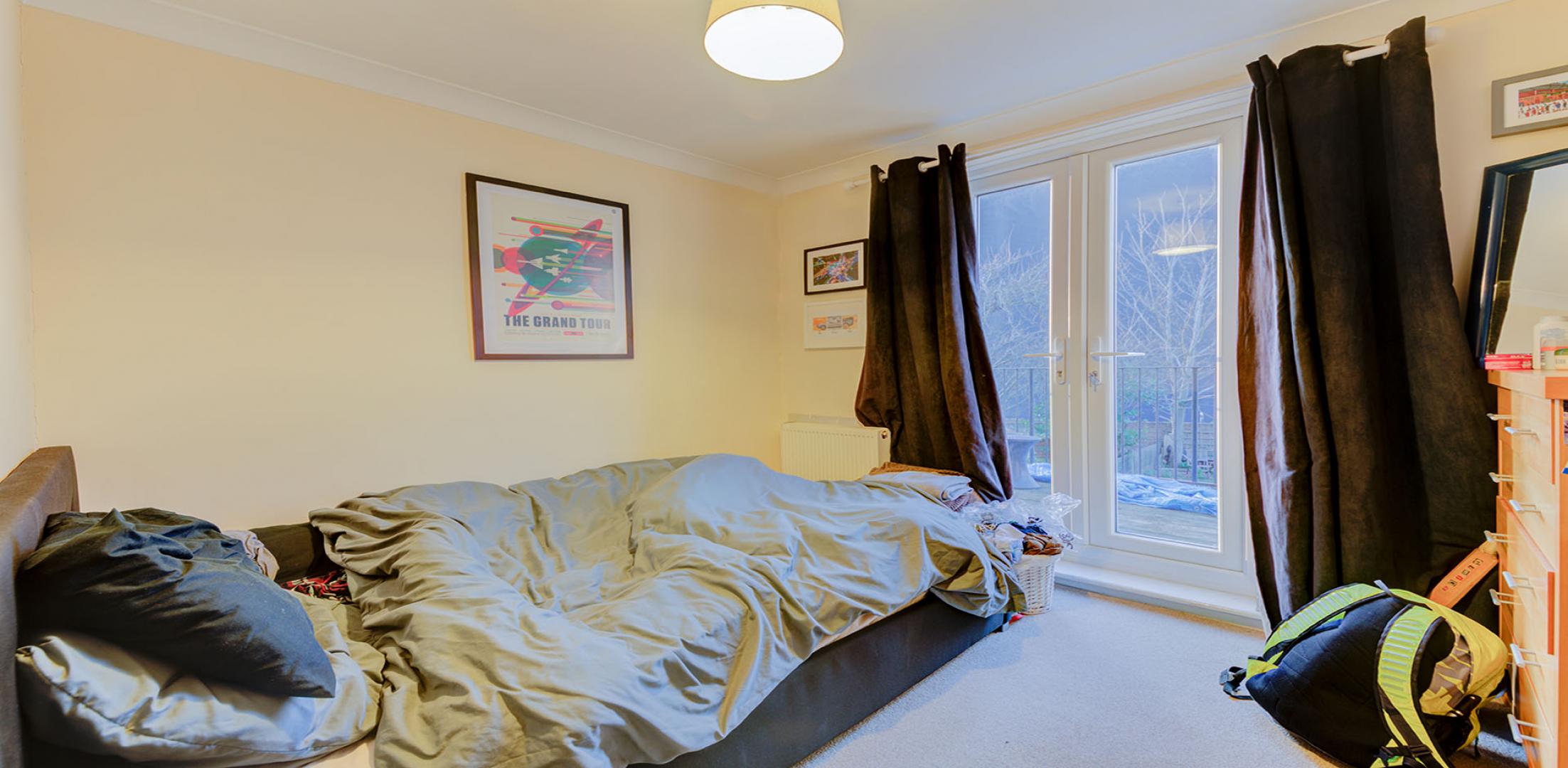 			3 Bedroom, 1 bath, 1 reception Flat			 Randolph Gardens, Maida Vale